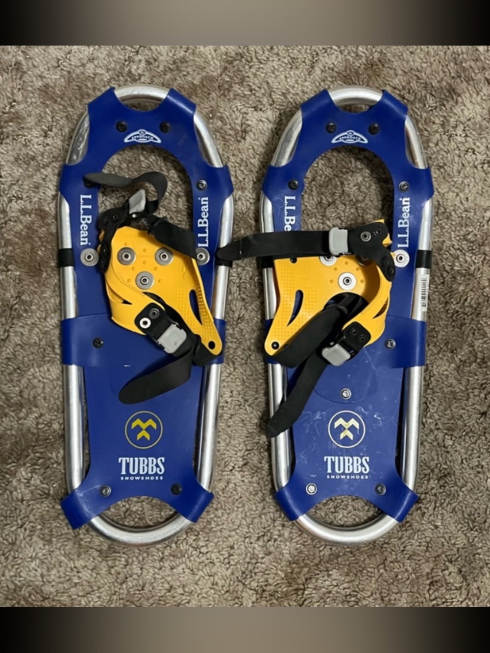 L.L.Bean Tubbs Approach
Snowshoes.